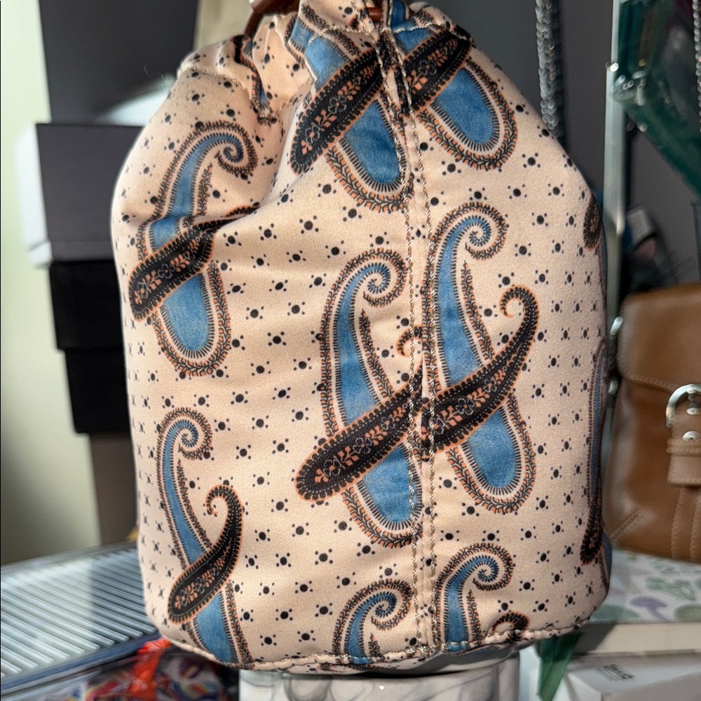 ETRO Milano Paisley Drawstring Clutch with Brown Leather Accents - Picture 5 of 16